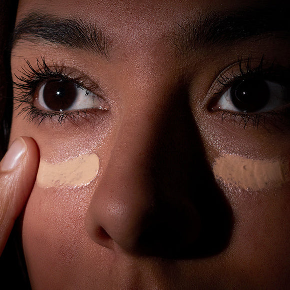 illuminating eye balm -hover-8