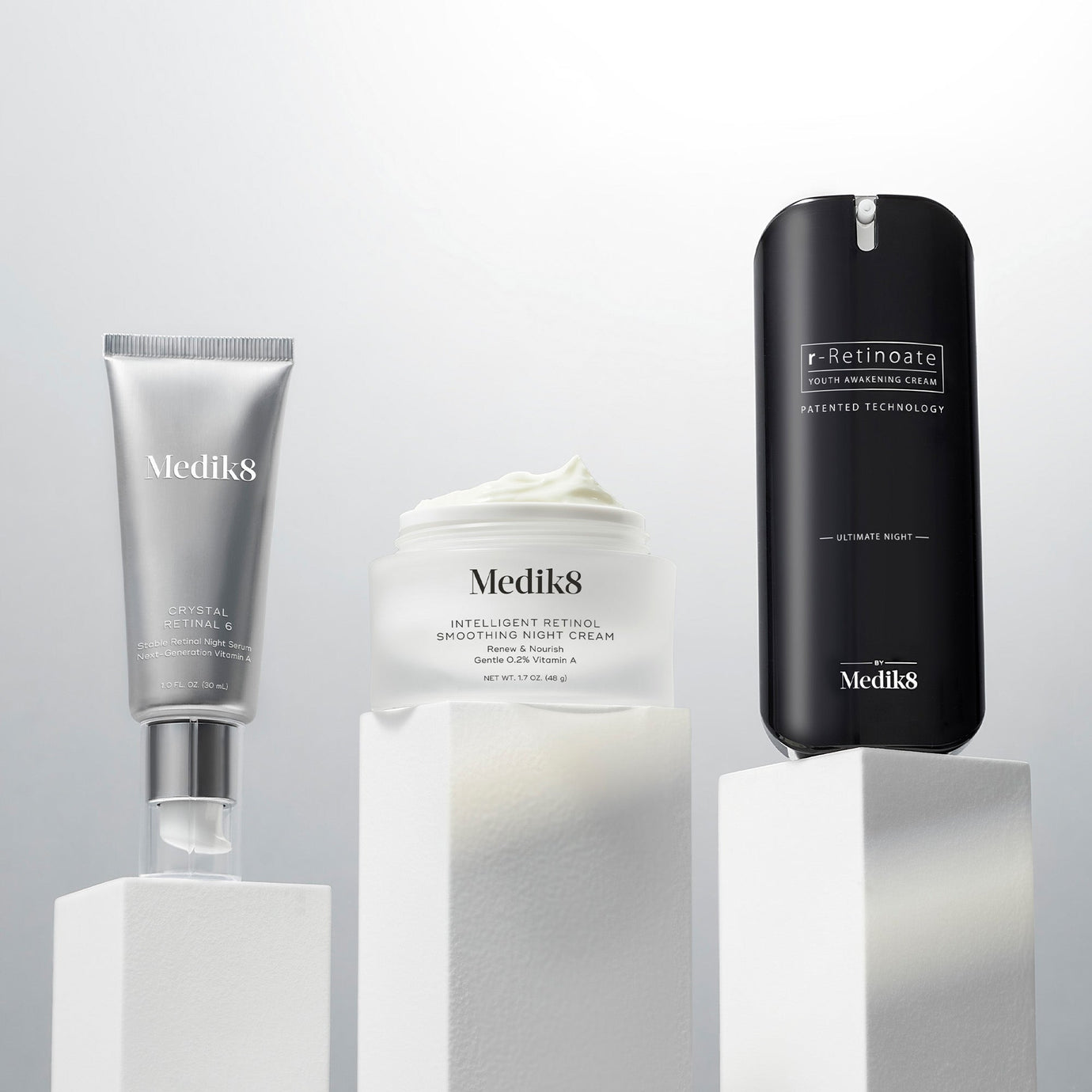 Retinal vs Retinol: Který je lepší pro vaši pleť?